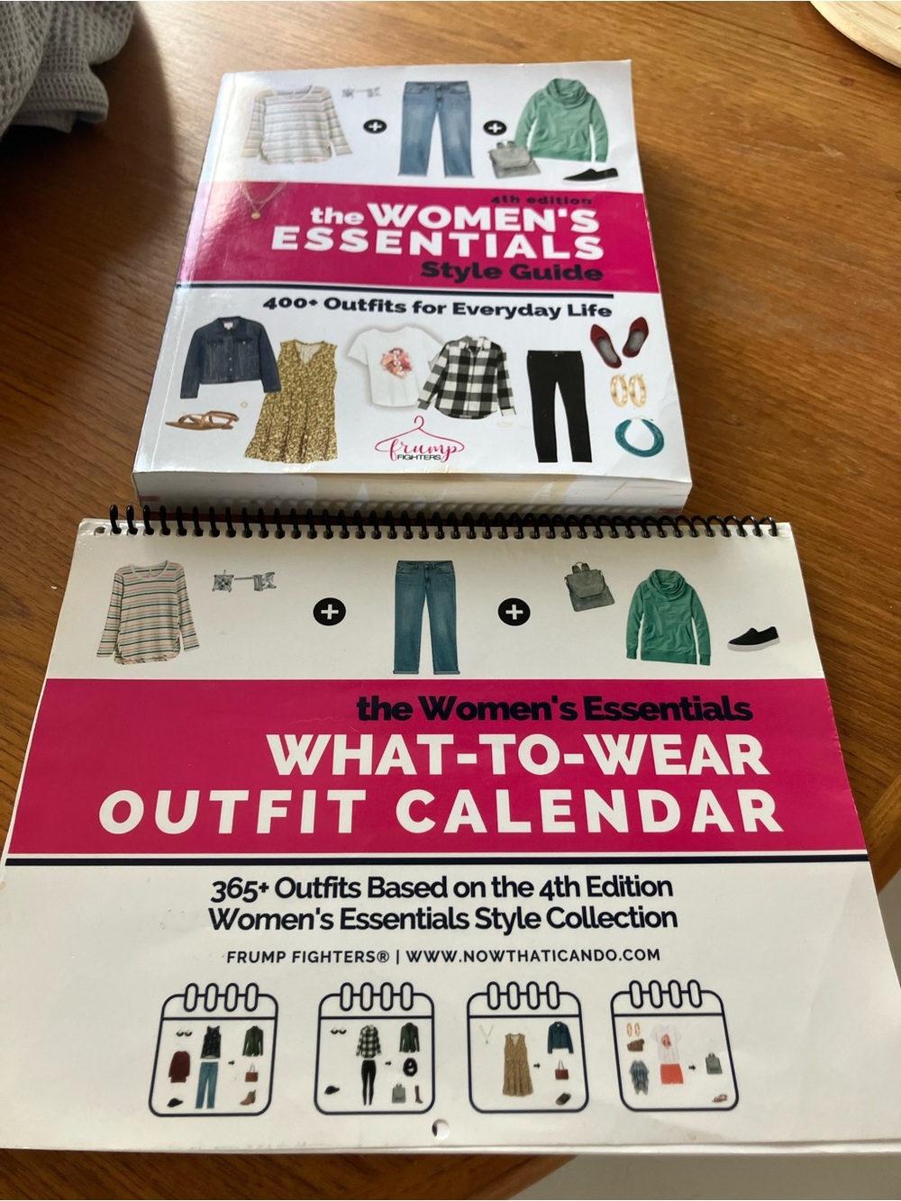 Book - The Women’s Essentials Style Guide: 400+ Outfits for Everyday Life